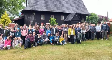 Marsz pamięci w Starym Ochędzynie. Uczniowie uczcili 163. rocznicę powstania styczniowego