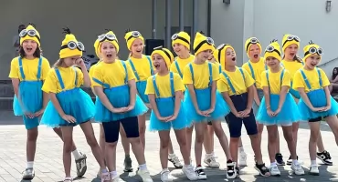 Upalny piknik rodziny w Osjakowie