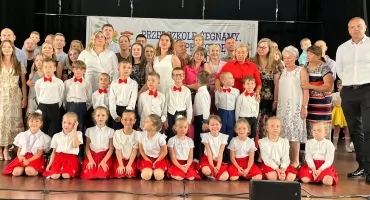 Łzy wzruszenia, owacje i pożegnanie z przedszkolem. Wyjątkowa gala Publicznego Przedszkola nr 2 w Wieluniu