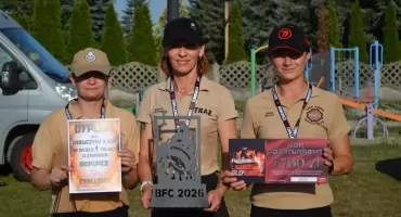 Dziewczyny z OSP znów najlepsze!: Obroniły tytuł w Biskupice Fire Challenge