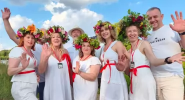 Cudowne kobiety i wianki nad Wartą. Tak się bawi KGW Dębina-Skaleniec