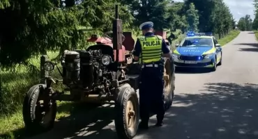 Uciekał ciągnikiem rolniczym przed policją: Kierowca był bez uprawnień, a pojazd nie miał rejestracji