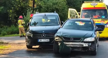 Dwa samochody osobowe zderzyły się w Krzyworzece