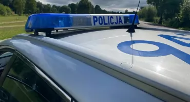 Wypadek na skrzyżowaniu - motocyklista trafił do szpitala