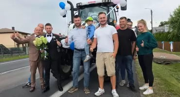 „Nie oddamy go za nic. Nawet ładnej żonie!”. Piotr Kostrzewa już po ślubie