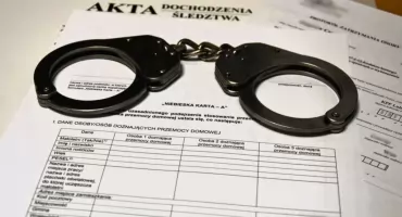 Awantura zakończyła domową przemoc. 54-latek z zarzutami