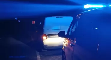 Jechał dostawczym volkswagenem i co chwilę zjeżdżał na pobocze. Miał blisko 1,5 promila