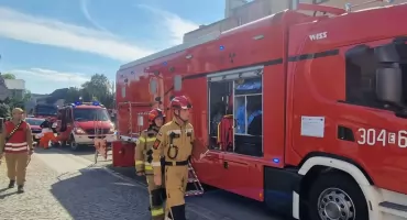 Niebezpieczna paczka na poczcie - ćwiczenia służb na terenie Wieruszowa 