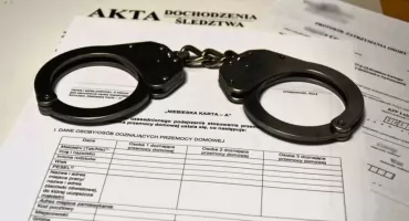 Miał kopać i poniżać partnerkę. 40-latek z zarzutami