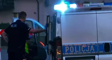 Wezwała policję, bo nie chciało się jej sprzątać? (Nie)perfekcyjna pani domu odmówiła przyjęcia mandatu