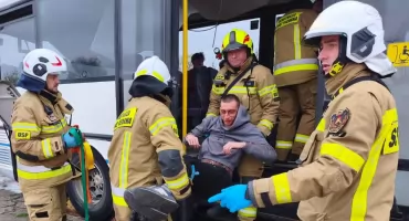 Wypadek masowy, pożar w piwnicy i skażenie w Wieluniu. Powiatowe ćwiczenia jednostek OSP 2026